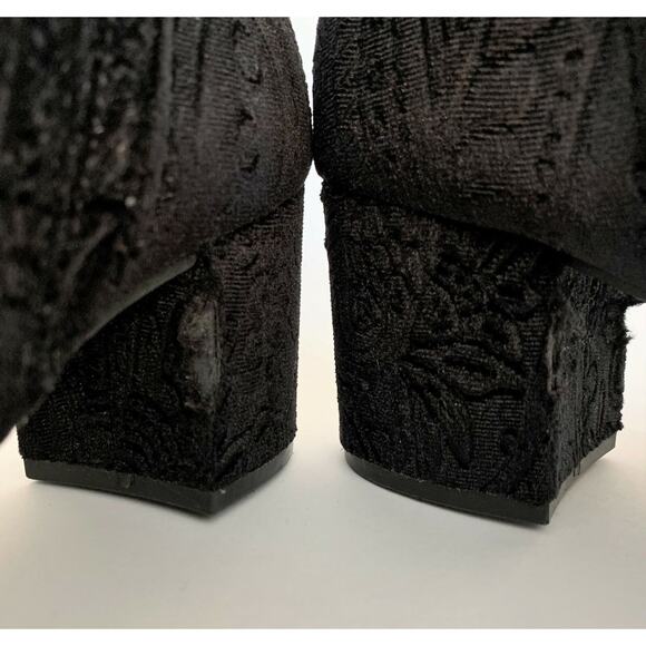 Zigi Soho Black Paisley Velvet Booties Womens Sz 8.5 Nydia Embossed Ankle Boots - Picture 8 of 10